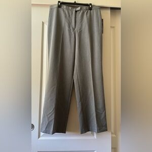 Sag Harbor Woman's Pants Size 16 NWT